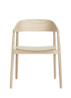 Andersen - Furniture Møbler<AC2 armchair Oak white pigm. lacquer veneer seat
