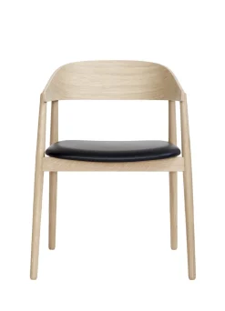 Andersen - Furniture Møbler<AC2 armchair Oak white pigm. lacquer leather seat