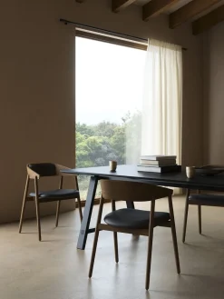 Andersen - Furniture Møbler<AC2 armchair, Smoked oak, Leather Black