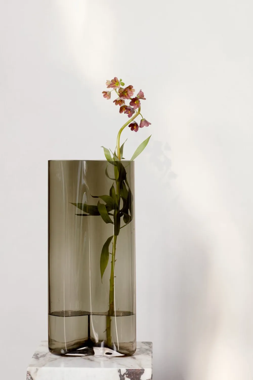 Audo Copenhagen Vaser & Urtepotteskjulere<Aer Vase, 49, Smoke