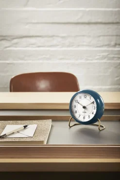 Arne Jacobsen Clocks Ure & Vejrstationer<AJ Station watch Navy Blue Ø11 cm