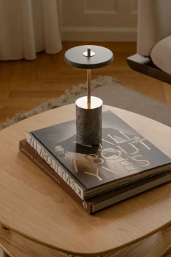 UMAGE Bordlamper<Asteria Move Mini