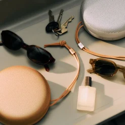 Bang & Olufsen Elektronik<Beosound A1 3rd Gen Honey Tone