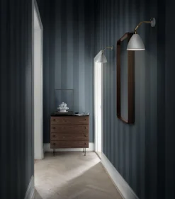 Gubi Væglamper<BL7 Wall Lamp - Ø16 - Black Brass base