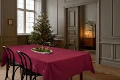 Juna Tekstiler Til Borddækning|Juletekstiler<Christmas Fable Dug 150x320 cm rød