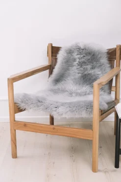 NATURES Collection Skind<90cm-up New Zealand Sheepskin, Long Wool Light Grey 90x60