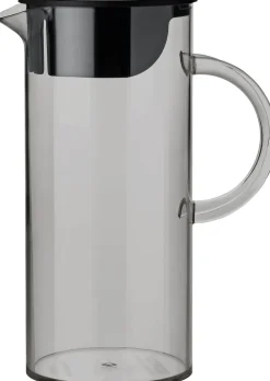 Stelton Karafler & Kander<EM77 kande med låg 1.5 l. smoke