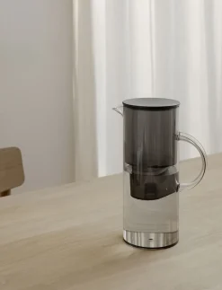 Stelton Karafler & Kander<EM77 vandfilterkande 2 l, smoke