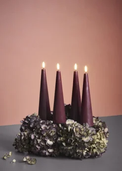 Uyuni Elektriske Julelys<Giftbox w. spike, remote, LED cone candle, Wine red, Smooth,