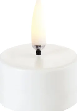 Uyuni Lys & Lysestager|Elektriske Julelys<LED tealight 400~ battery incl., Nordic white wax, Smooth, 4x2,1 cm