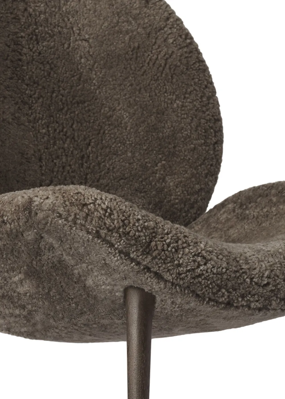 Vipp Møbler<Lodge Lounge Dark Oak Curly col. 07