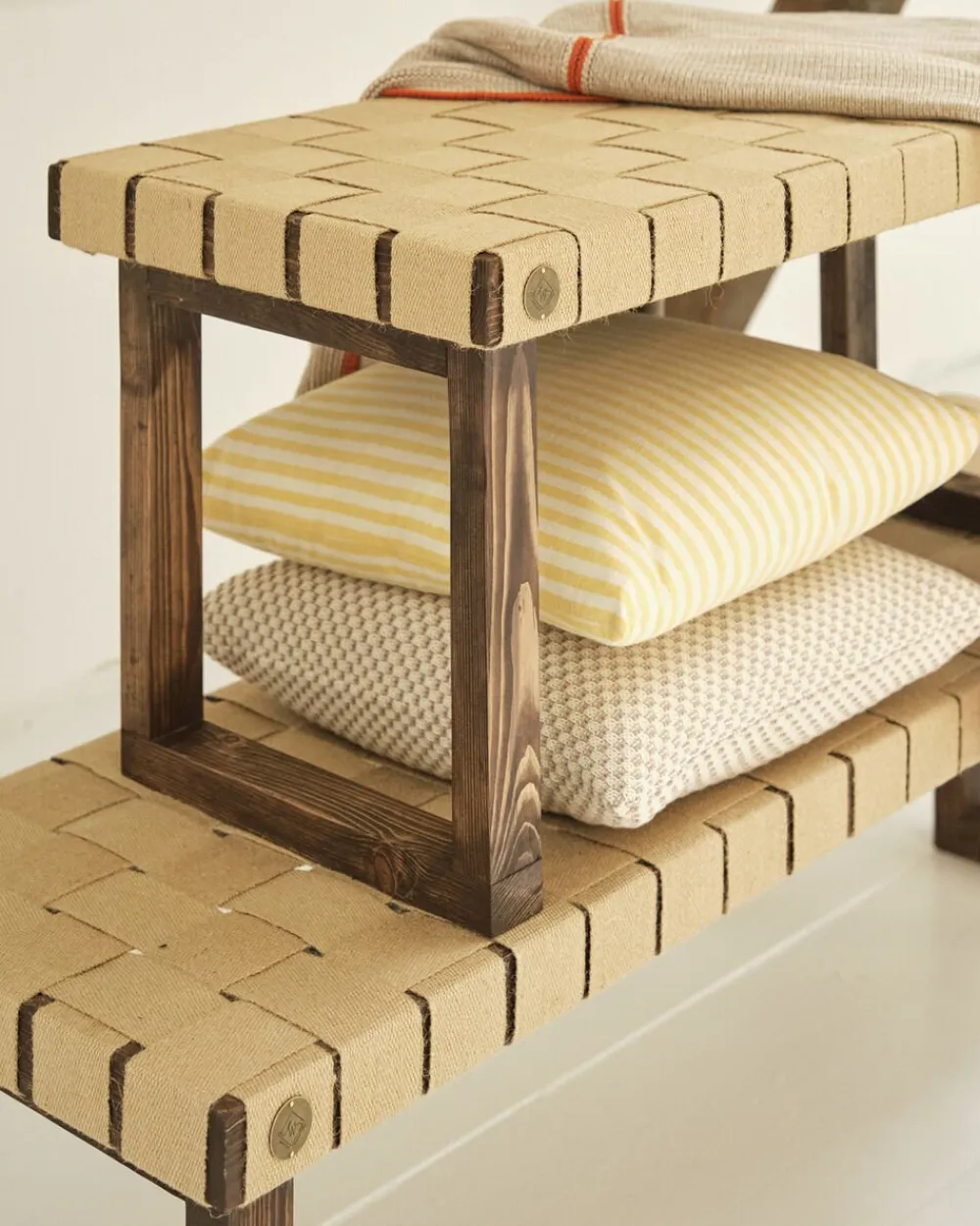 WeCycle Furniture Møbler<Luna Bænk Røget
