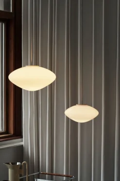 &Tradition Pendler<Mist Pendant AP15, Matt White, Glass