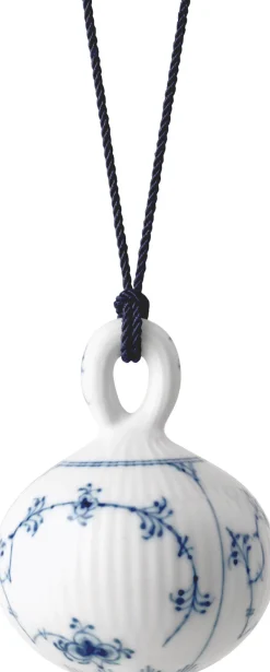 Royal Copenhagen Juletræspynt<Musselmalet Riflet Julekugle 9,5 cm