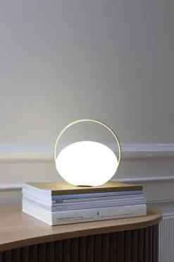 UMAGE Bordlamper<Orbit portable lamp