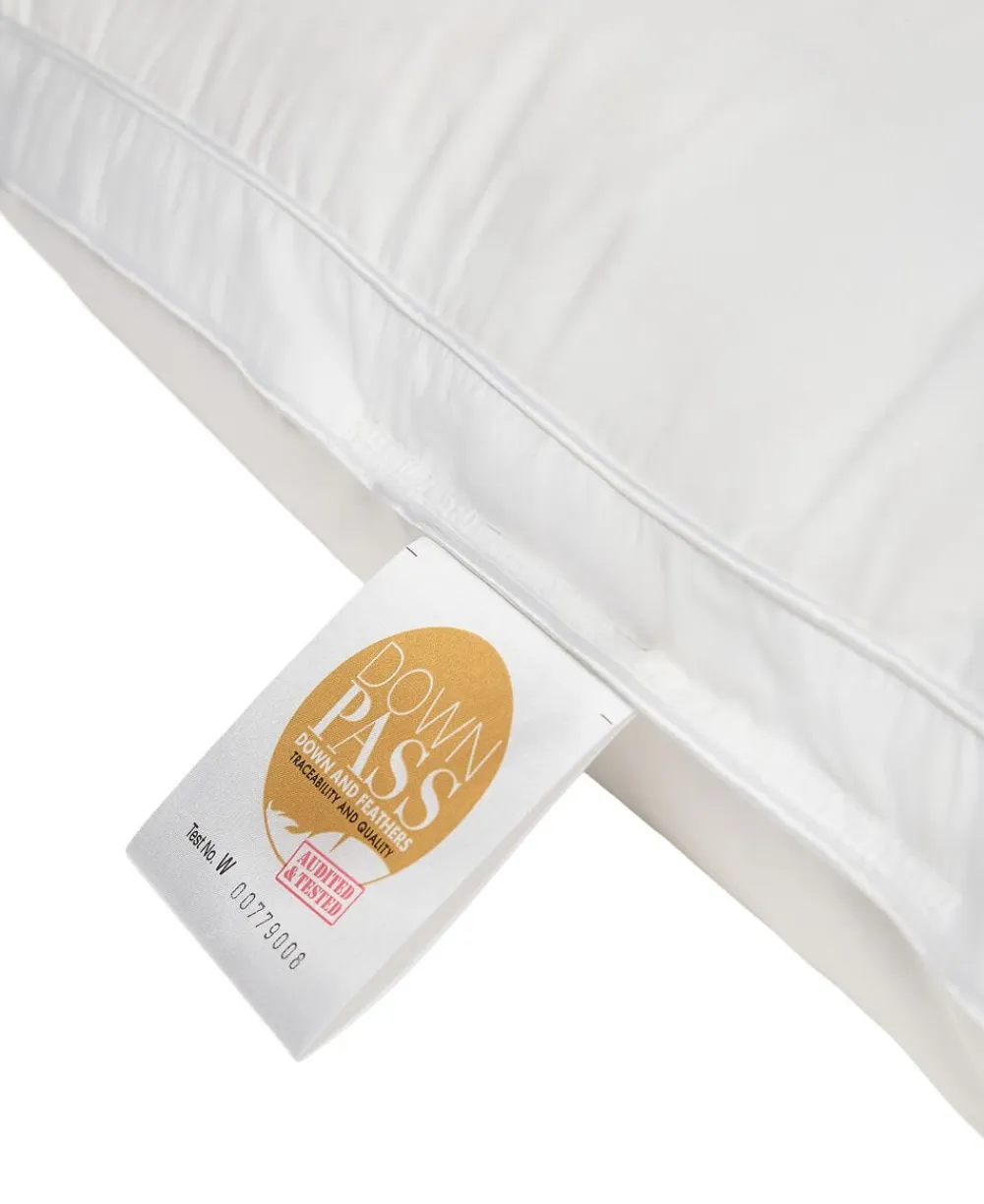 Magasin du Nord Collection Hovedpuder<Premium 3-Lags pude Mellem 60x63 cm.