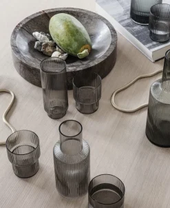 Ferm Living Glas<Ripple Glasses - Set of 4 - Smoked Grey