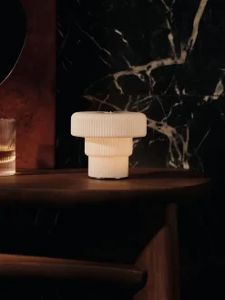Ferm Living Bordlamper|Trådløse Lamper<Ripple Portable Lamp - H10 - White