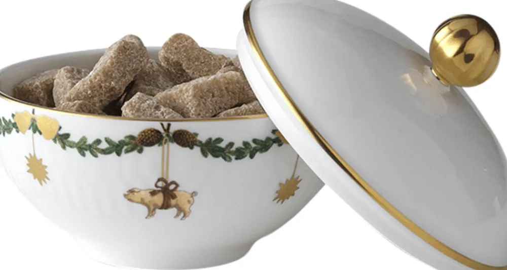 Royal Copenhagen Julestel<Stjerne Riflet Jul 15 cl. skål med låg
