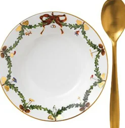 Royal Copenhagen Julestel<Stjerne Riflet Jul 17 cm. dyb desserttallerken