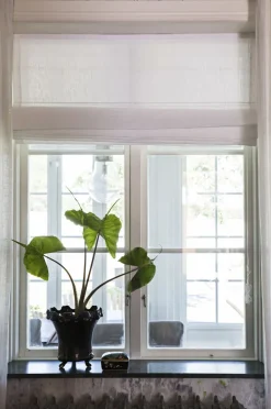 Himla Gardiner<Sunday Roman Blind White